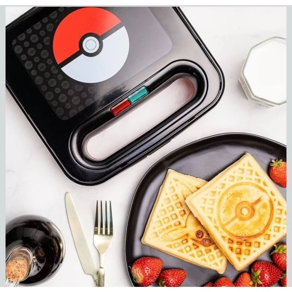 Uncanny Brands Pokemon Pikachu‎ Waffle Maker